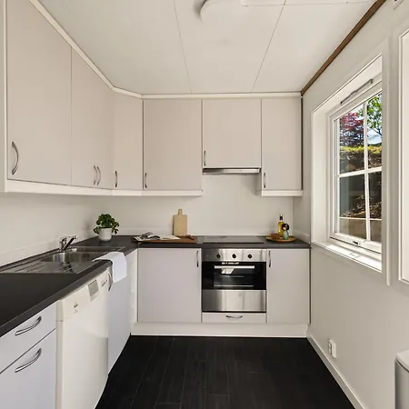 Hidden Gem In Asane With Free Parking